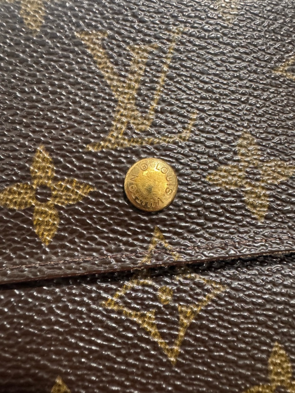 Louis Vuitton Monogram Canvas Vintage Snap Wallet - Picture 2 of 12